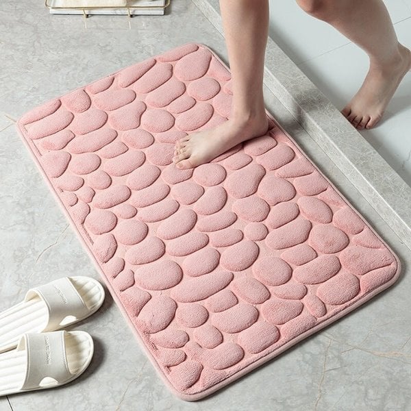 Badematte mit Kopfsteinpflasterprägung